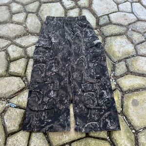 YoungLA camo cargo sweat pants “baggy”